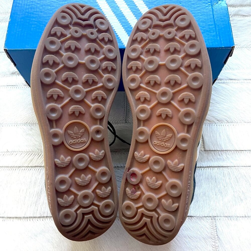 adidas Gazelle Bold Platform Sneakers Black/ Cloud White Size 9 - Picture 9 of 10